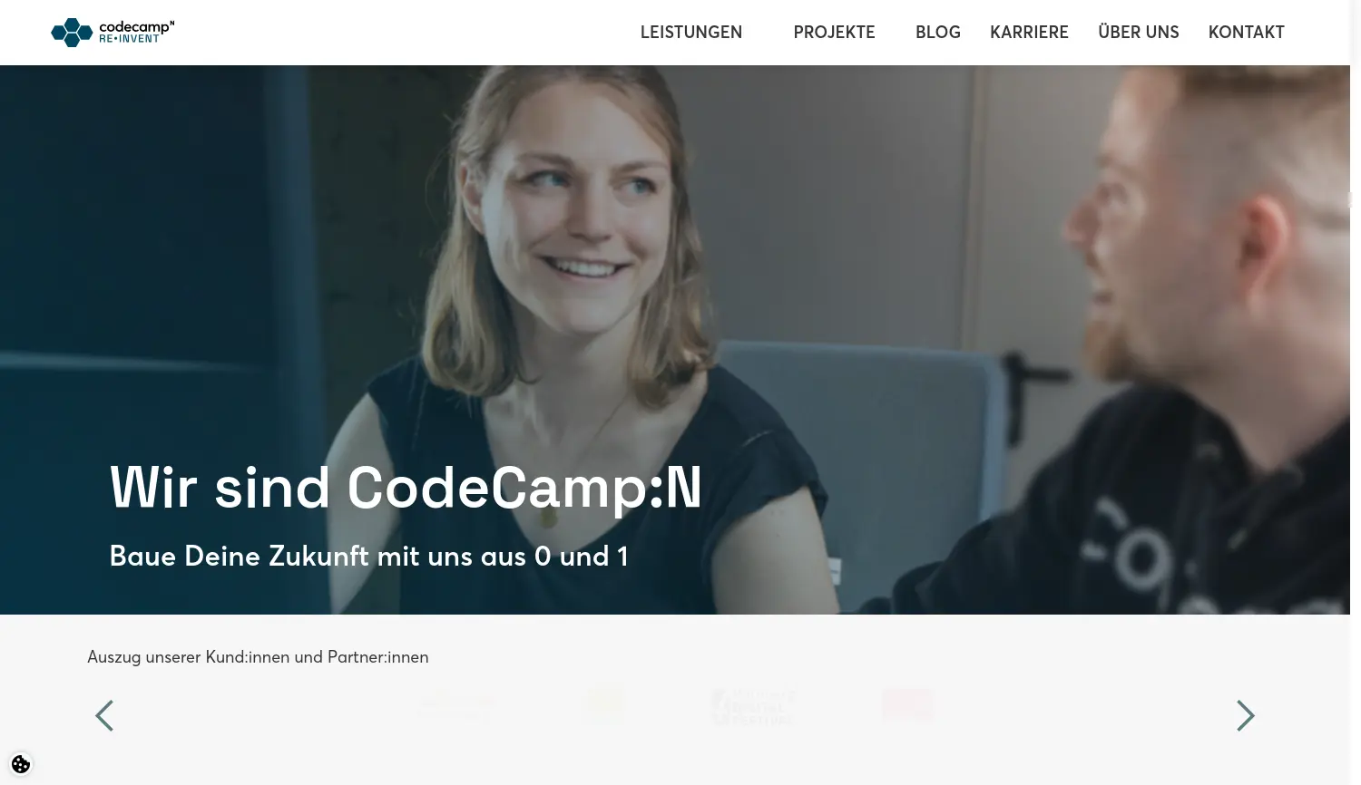 Website der Firma CodeCamp:N GmbH